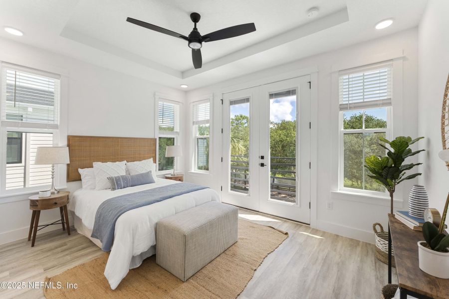Furnished interior view inside a new home in , Jacksonville Beach (Image 9).