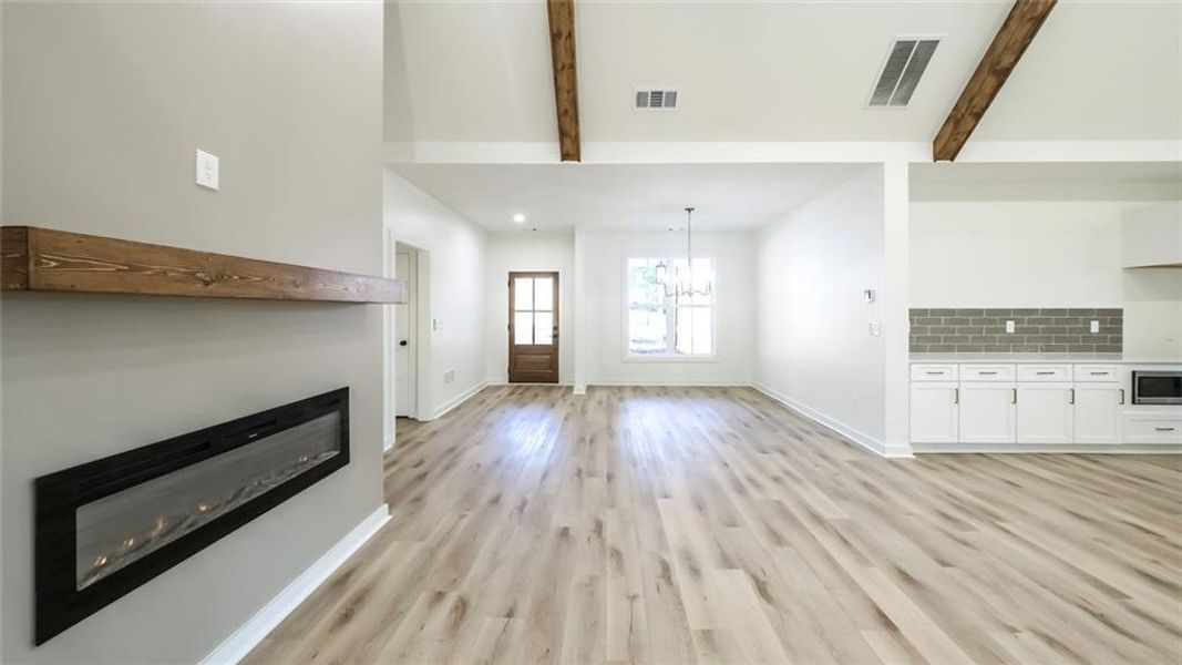 Spacious, unfurnished interior of a new home in , Cartersville (Image 25). Spacious, unfurnished interior of a new home in , Cartersville (Image 25).