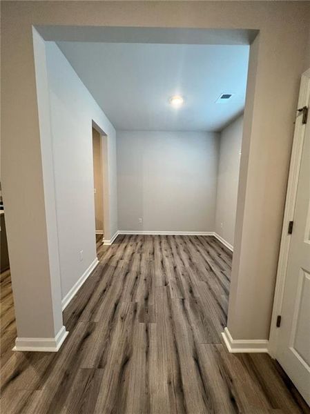 Spacious, unfurnished interior of a new home in , Union City (Image 13).