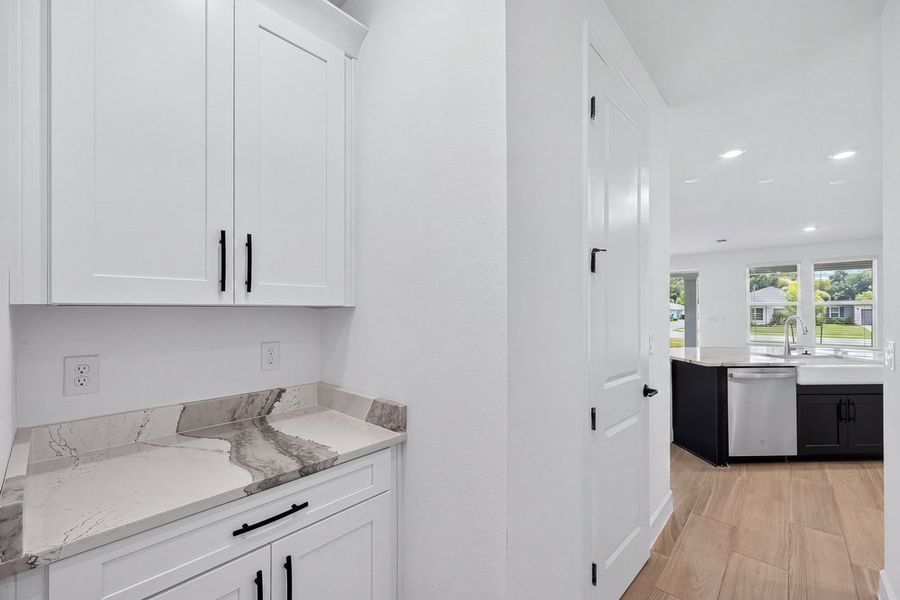 Furnished interior view inside a new home in Headwaters at Lofton Creek, Yulee (Image 10).