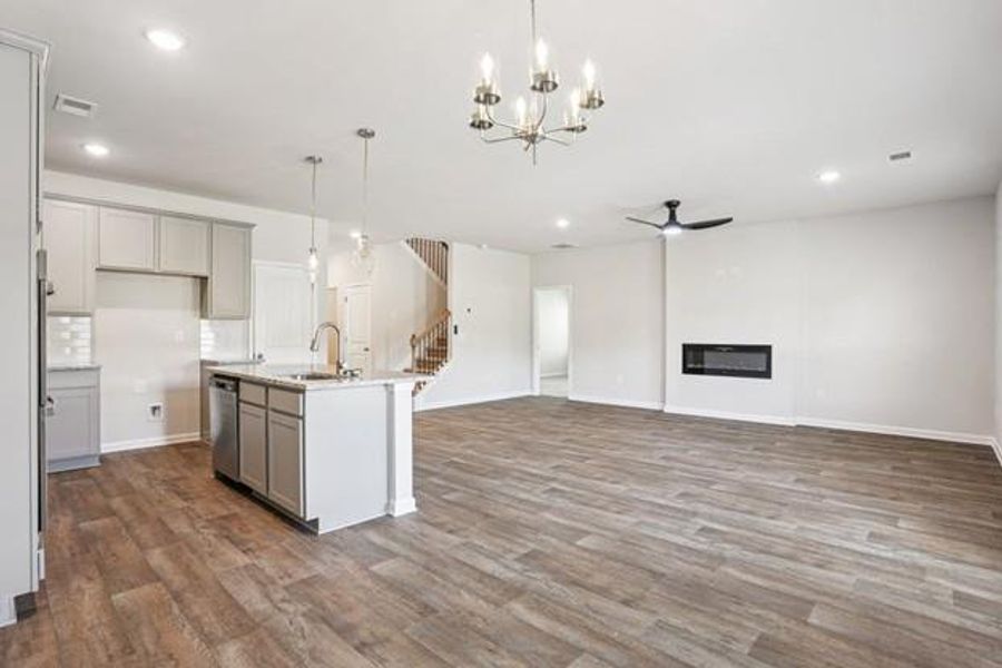 Spacious, unfurnished interior of a new home in Conner Springs, Social Circle (Image 9).