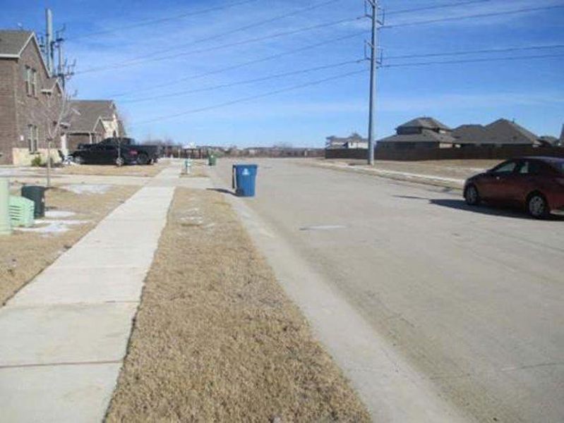Community amenities in Silverado, Aubrey (Image 3).