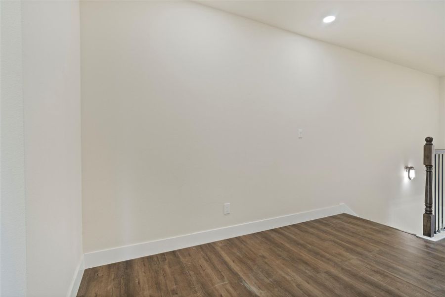 Spacious, unfurnished interior of a new home in , Houston (Image 38).