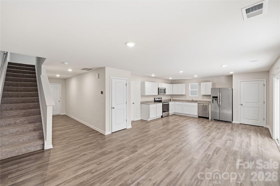 Spacious, unfurnished interior of a new home in , Shelby (Image 16).