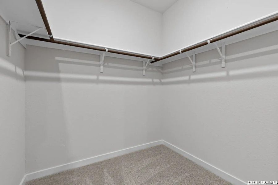 Spacious, unfurnished interior of a new home in Summerlin, San Antonio (Image 10).