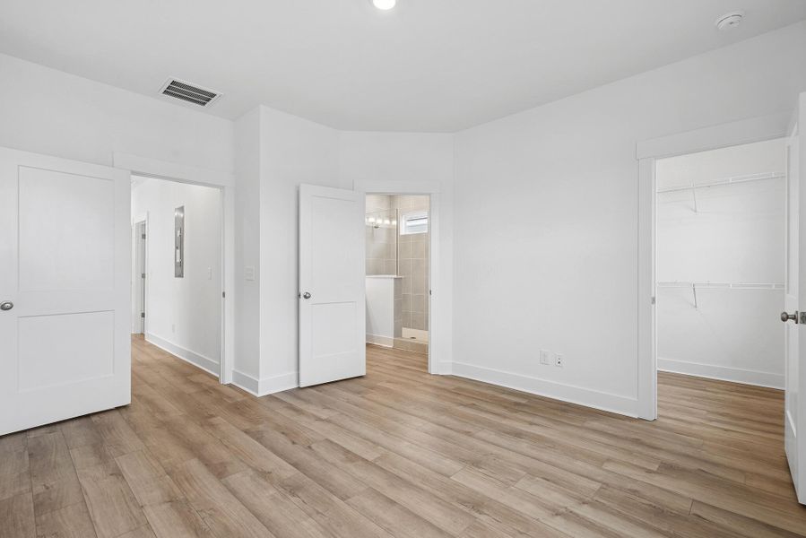 Spacious, unfurnished interior of a new home in Nexton - Midtown - The Park Collection, Summerville (Image 28). Spacious, unfurnished interior of a new home in Nexton - Midtown - The Park Collection, Summerville (Image 28).