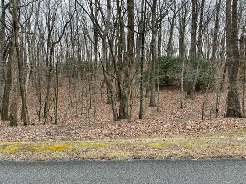 Image 33 of a home in .