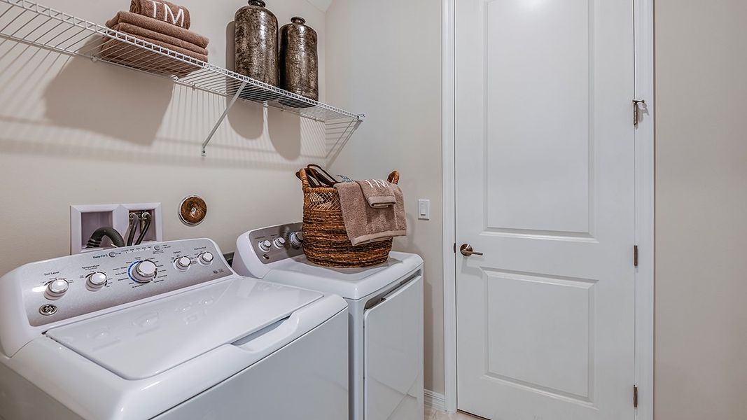 Close-up of interior finishes inside a home in Veranda Oaks, Port St. Lucie (Image 21).