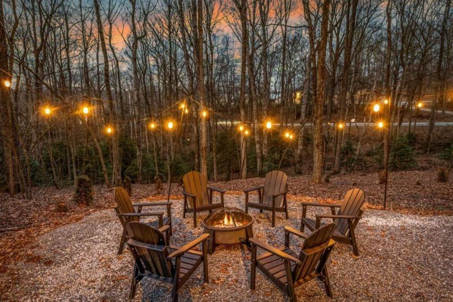 Community amenities in , Blue Ridge (Image 39).