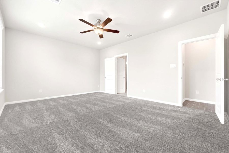 Spacious, unfurnished interior of a new home in Jordan Ranch 45' Homesites, Fulshear (Image 20).