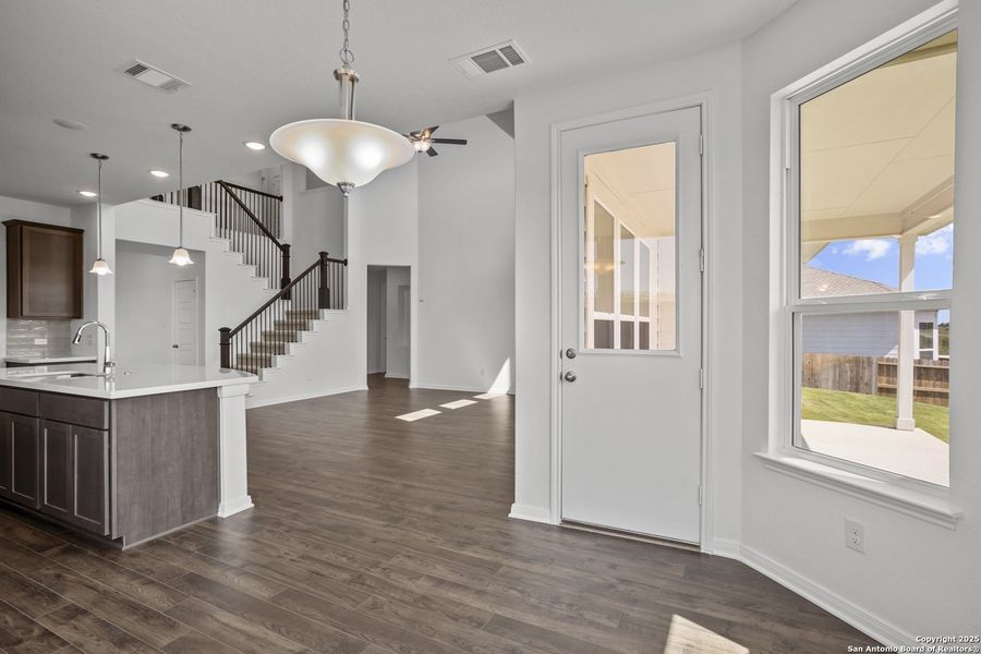 Spacious, unfurnished interior of a new home in Homestead, Schertz (Image 35).