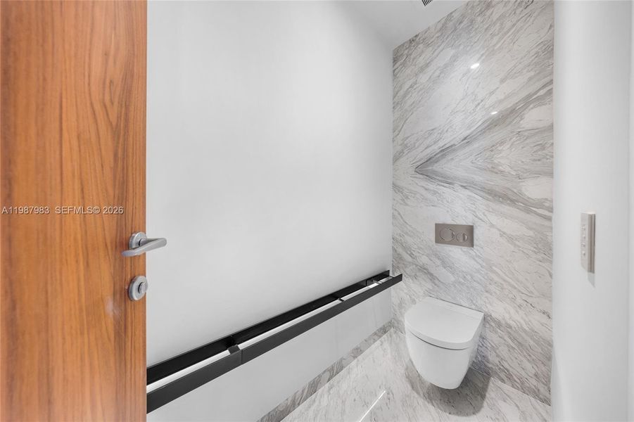 Image 71 of a home in .