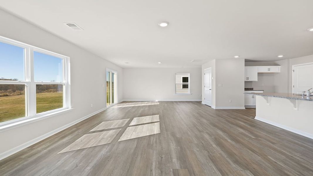 Spacious, unfurnished interior of a new home in Durbin Meadows, Fountain Inn (Image 18).