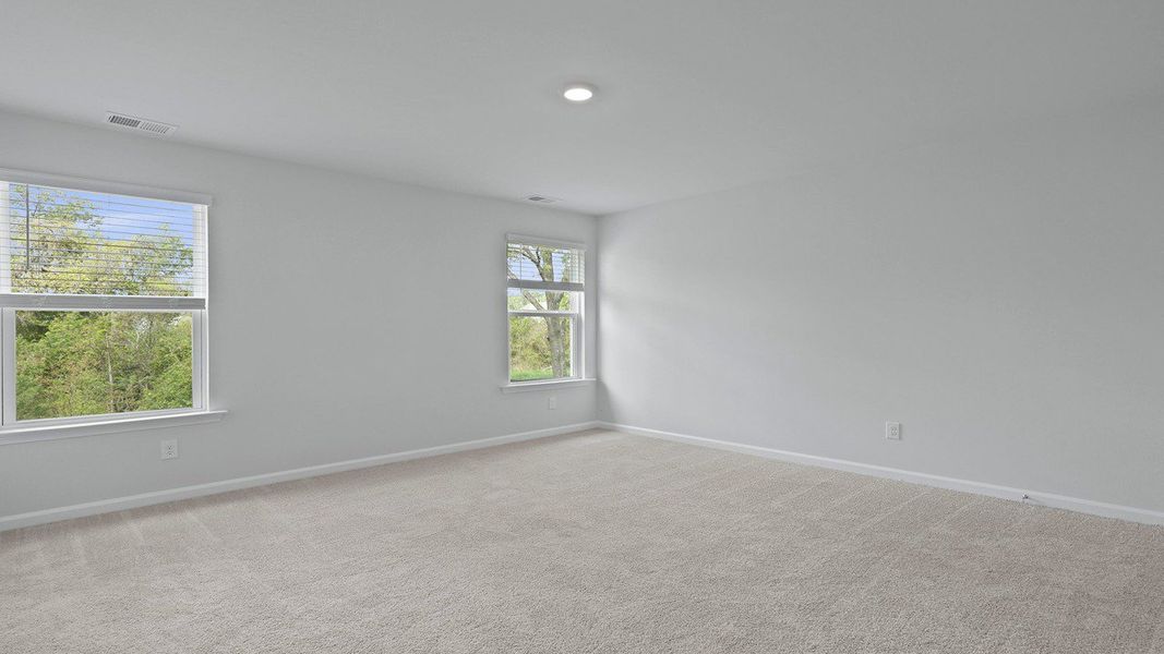 Spacious, unfurnished interior of a new home in Lakeview at Kitfield, Moncks Corner (Image 31).