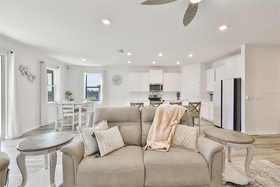 Furnished interior view inside a new home in Silverstone North, Palmetto (Image 12).