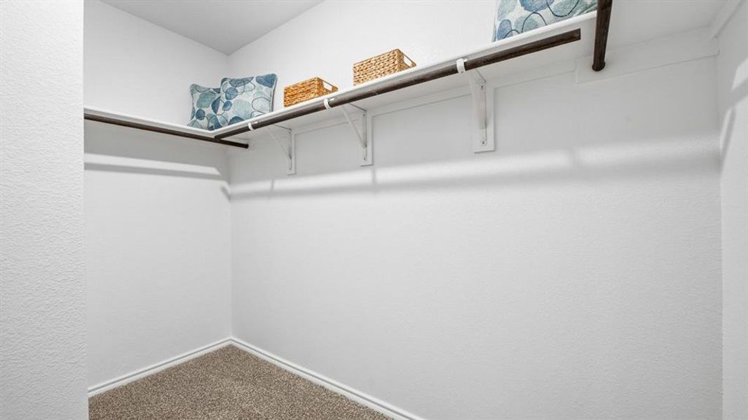 Spacious, unfurnished interior of a new home in Dry Creek, Bridgeport (Image 20).