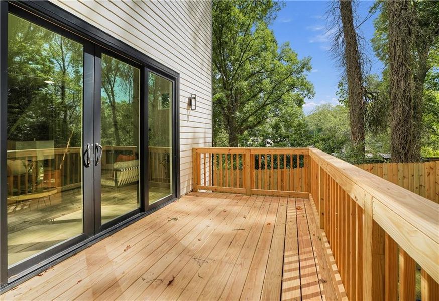 Exterior details and patio area of a home in , Atlanta (Image 27).