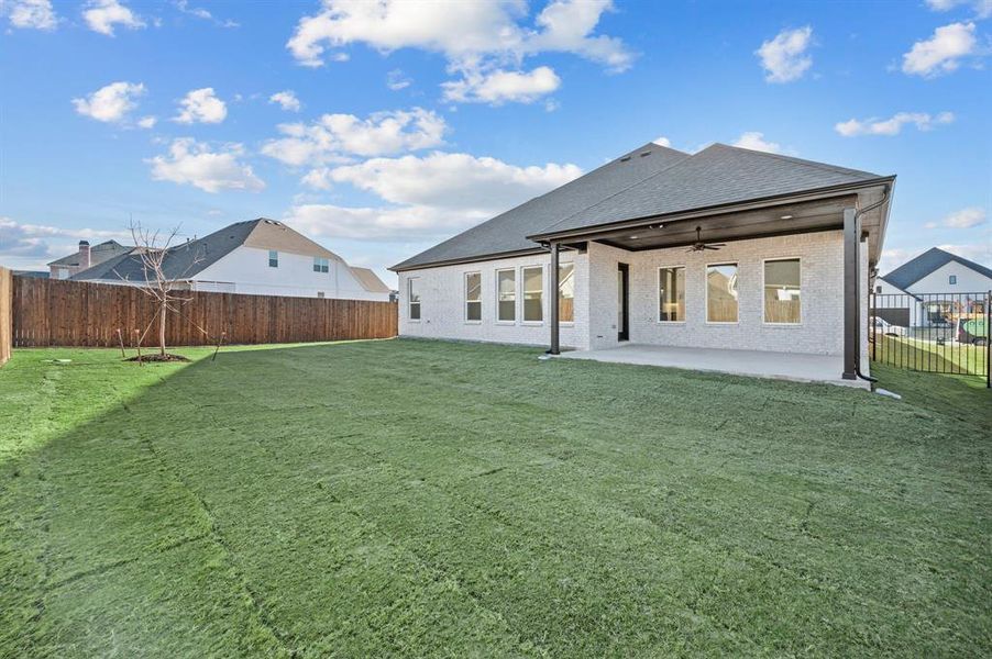 Exterior details and patio area of a home in Parks of Aledo, Aledo (Image 3).