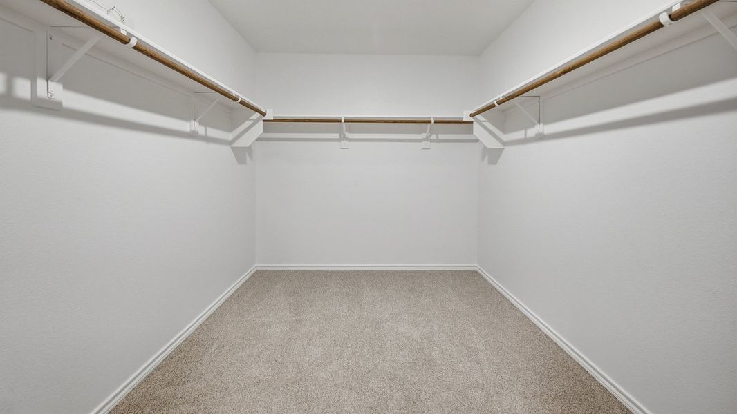 Representative unfurnished interior of a home built from the Benson by D.R. Horton in Arbor Trails South, Princeton (Image 20).