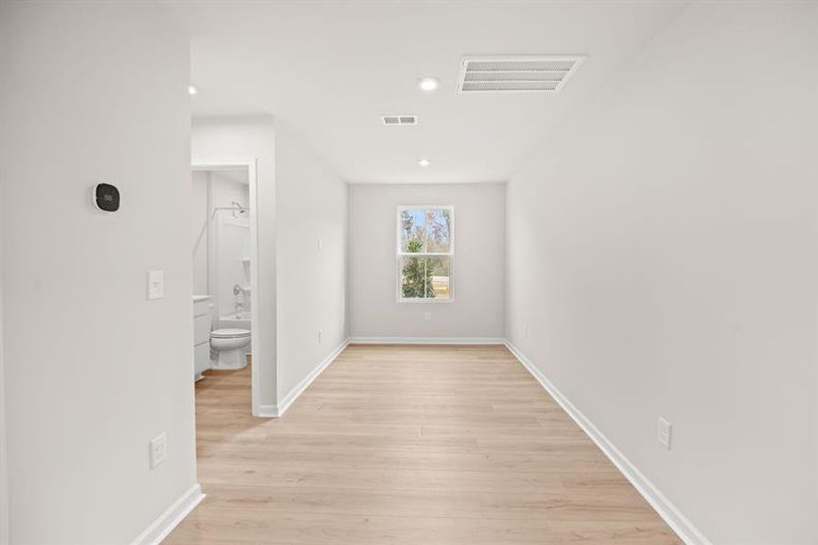 Spacious, unfurnished interior of a new home in Meadows Edge, Conway (Image 12).