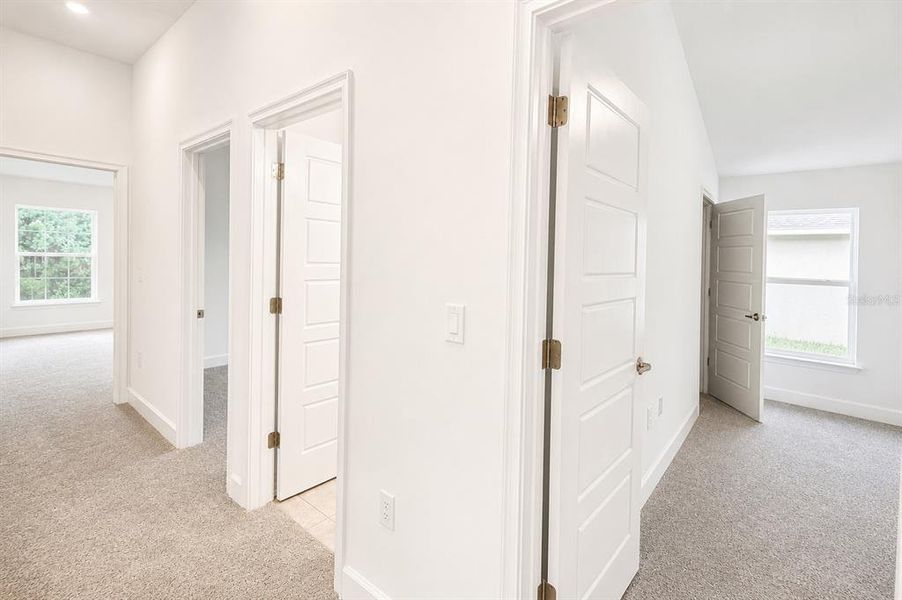 Spacious, unfurnished interior of a new home in Harmony Central, St. Cloud (Image 14).