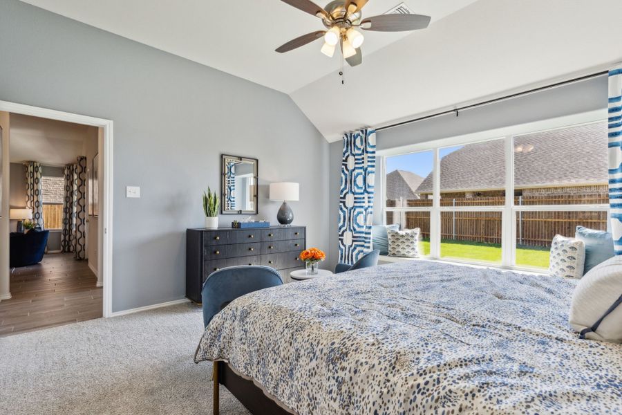 Representative furnished interior of a home built from the Concept 2065 by Risewell Homes in Summer Crest, Fort Worth (Image 12).