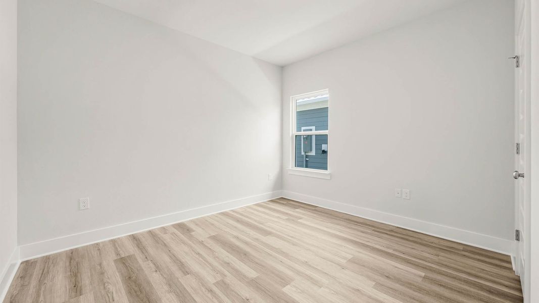 Spacious, unfurnished interior of a new home in WindMark Beach, Port Saint Joe (Image 13).