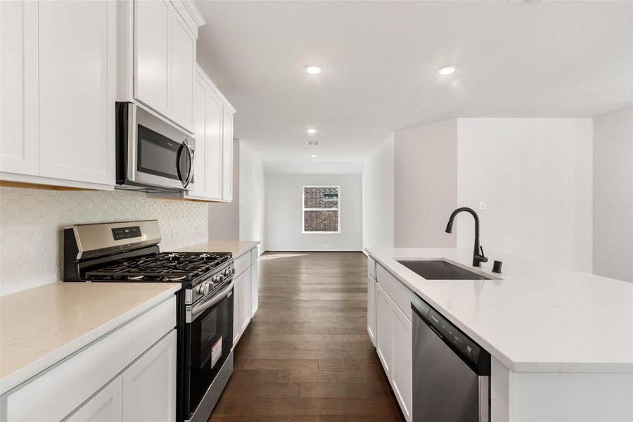 Furnished interior view inside a new home in Ellis Cove, Seabrook (Image 14). Furnished interior view inside a new home in Ellis Cove, Seabrook (Image 14).
