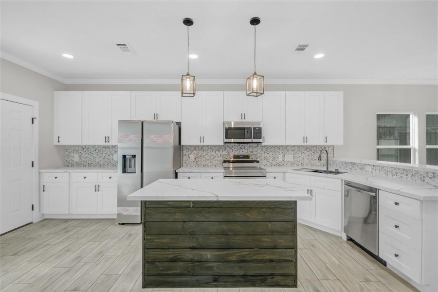 Furnished interior view inside a new home in , Freeport (Image 7).