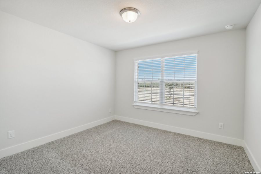 Spacious, unfurnished interior of a new home in Comanche Ridge, San Antonio (Image 21).