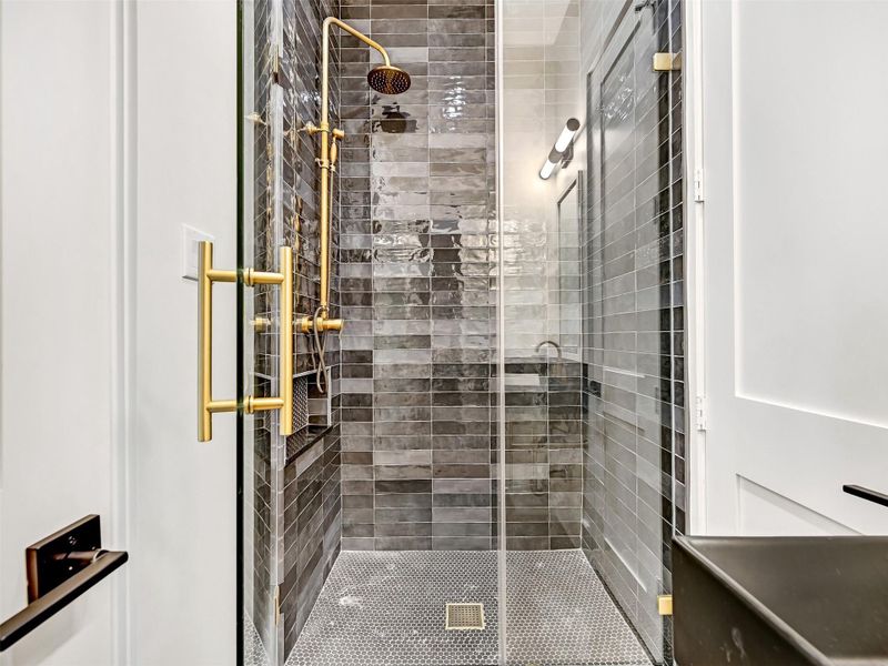 Close-up of interior finishes inside a home in , Galveston (Image 20).