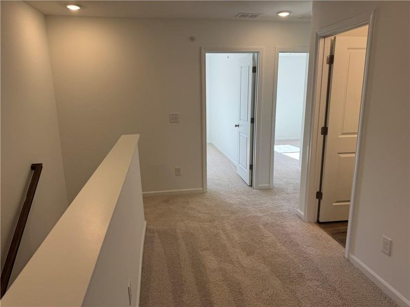 Spacious, unfurnished interior of a new home in Laurelwood, Douglasville (Image 17).