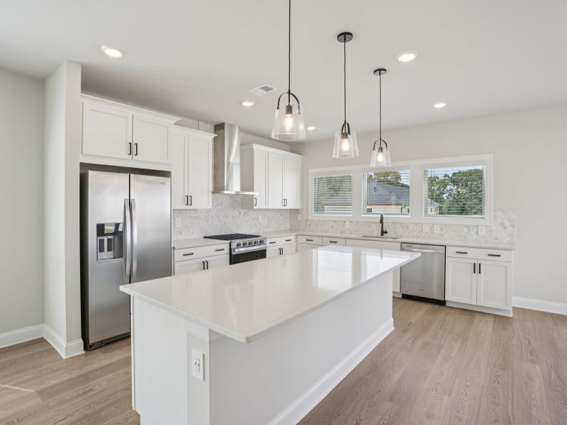 The Lexington floorplan with the Elegant Minimalism Linen interior package.