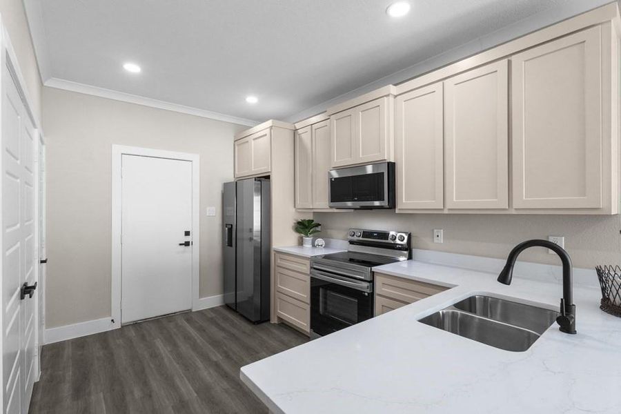 Furnished interior view inside a new home in , Mabank (Image 6).