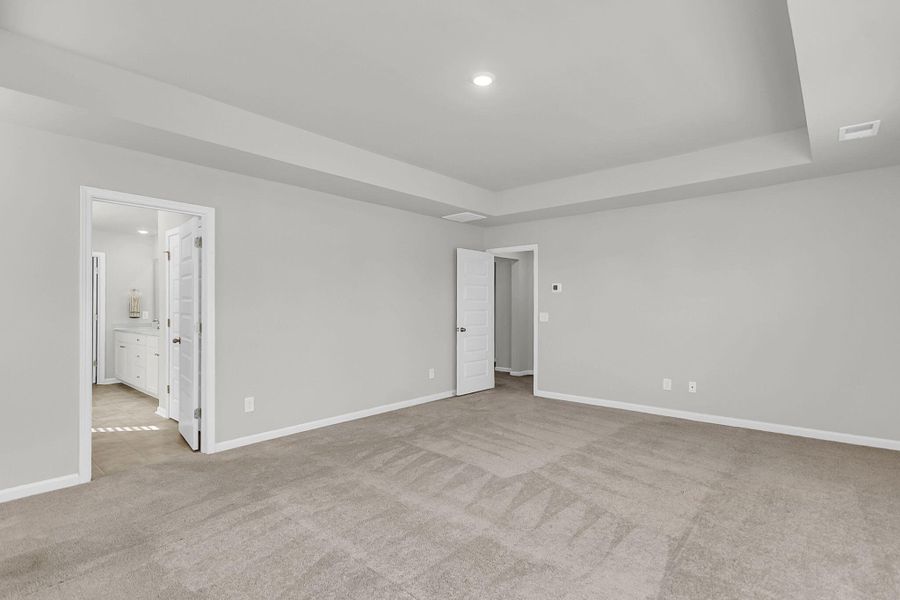 Spacious, unfurnished interior of a new home in Limehouse Village: Arbor Series, Summerville (Image 34).