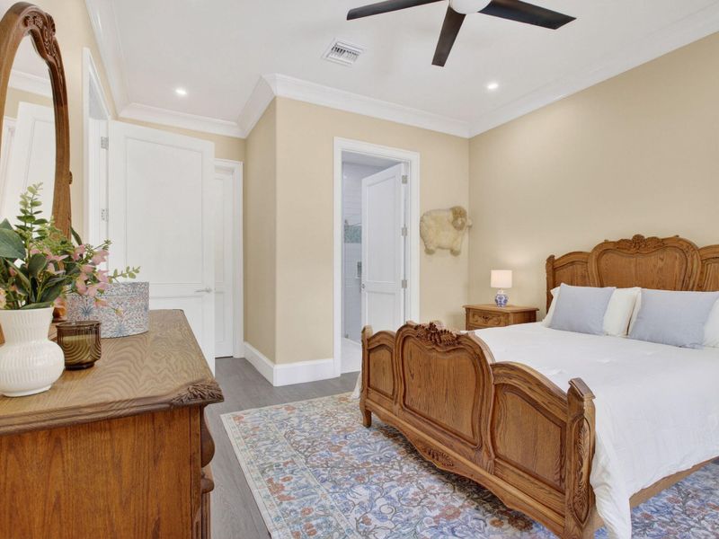 1st Floor Guest Suite Bedroom