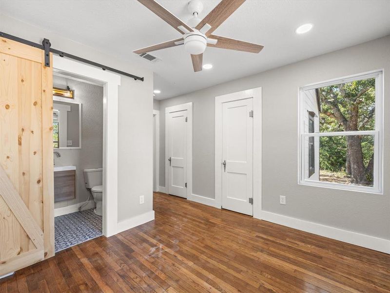 Spacious, unfurnished interior of a new home in , Springtown (Image 16).