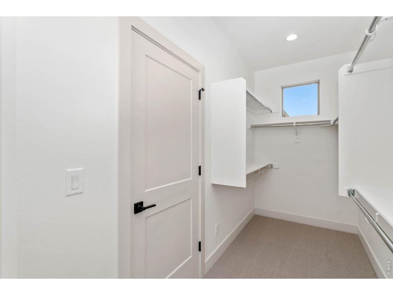 Spacious, unfurnished interior of a new home in , Windsor (Image 24).