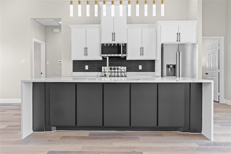 Furnished interior view inside a new home in , Greenville (Image 6).