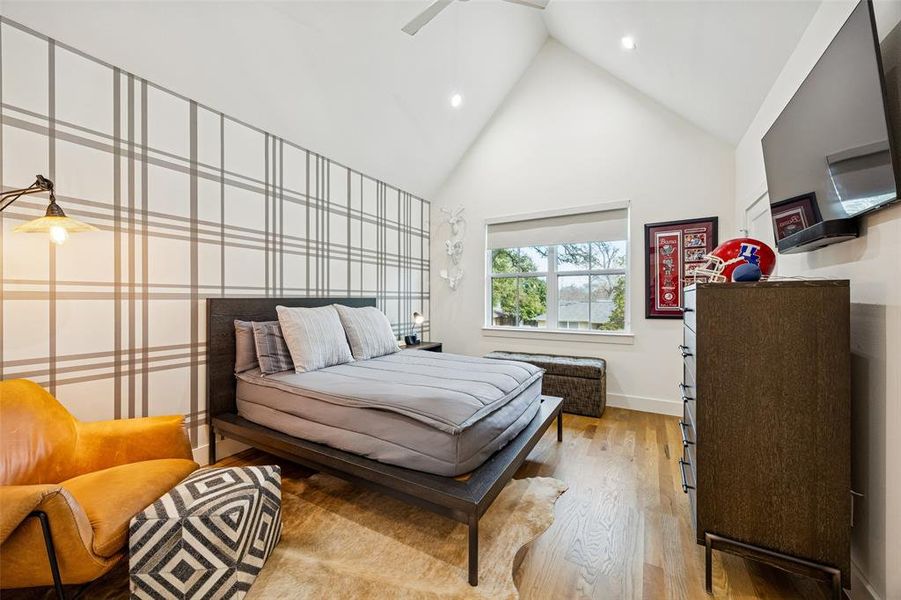 Furnished interior view inside a new home in , Dallas (Image 27). Furnished interior view inside a new home in , Dallas (Image 27).