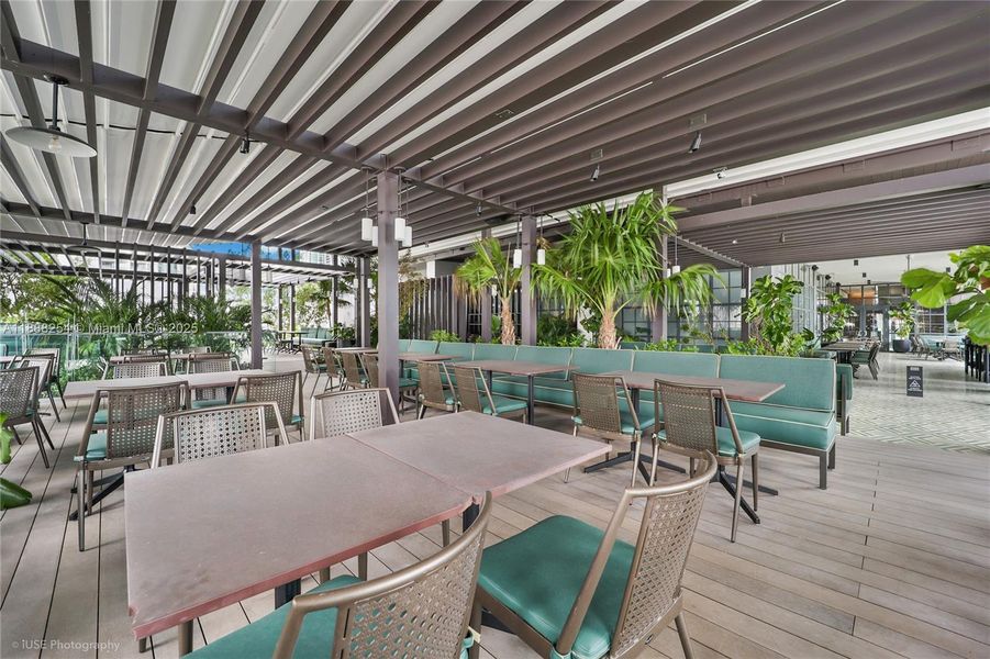 Community amenities in , Miami (Image 24).