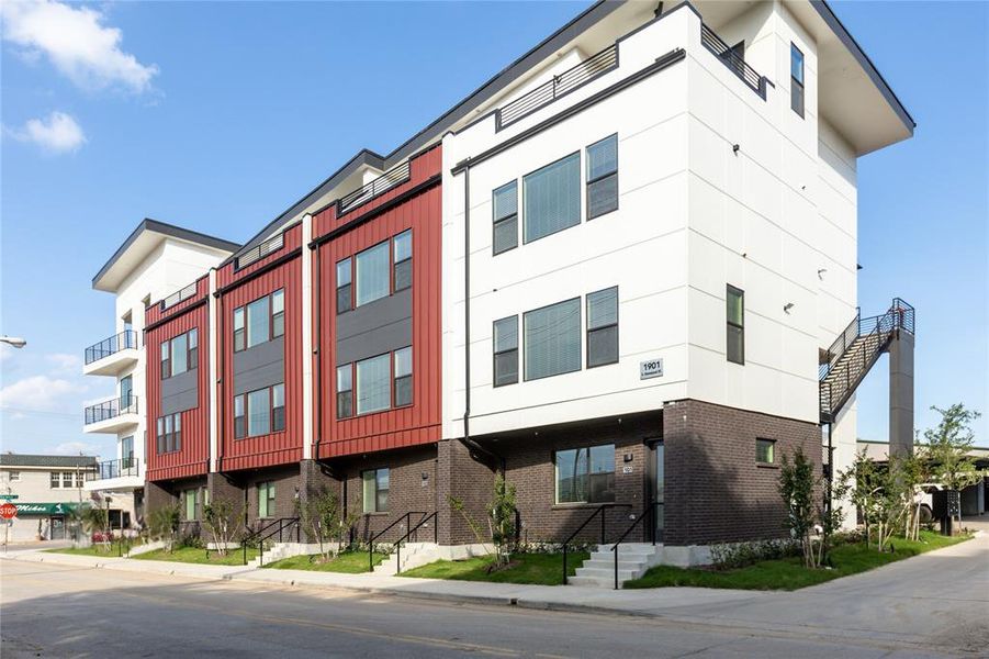 Image 18 of a home in . Image 18 of a home in .