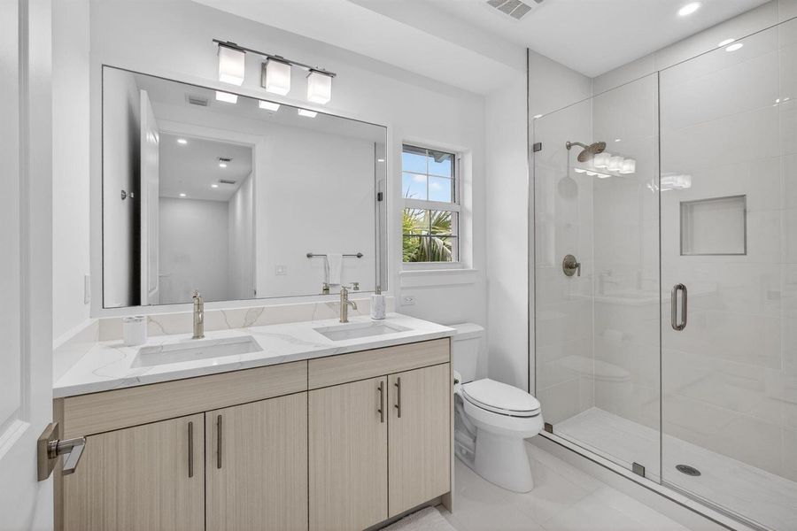 35-web-or-mls-5D1A4238 35-web-or-mls-5D1A4238
