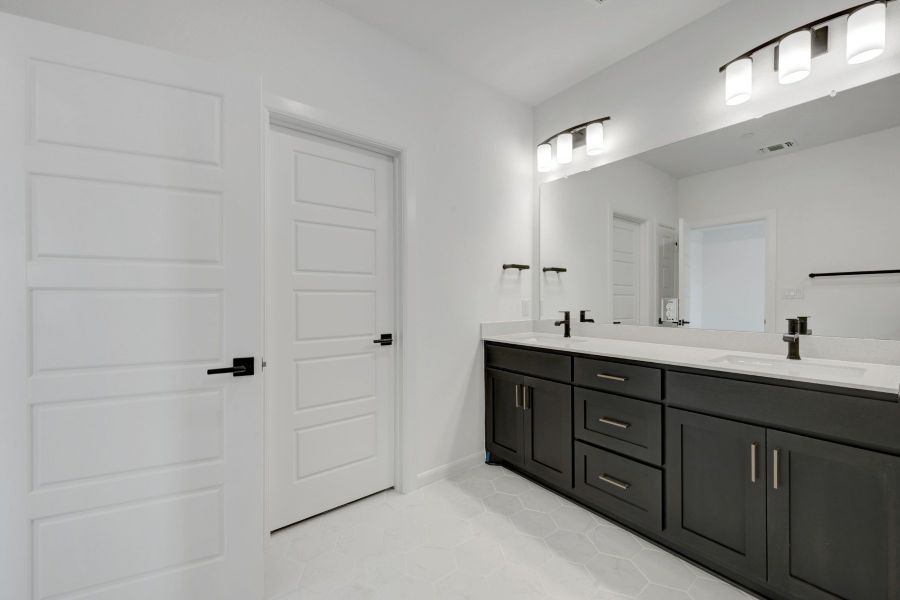 Owner's Bath Owner's Bath