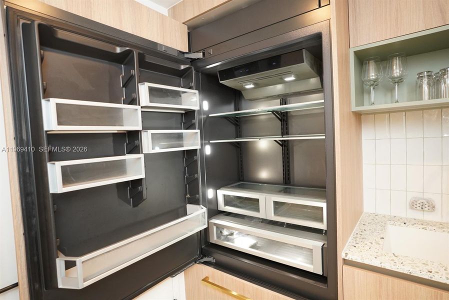 Close-up of interior finishes inside a home in Gale Hotel & Residences Miami (former Natiivo), Miami (Image 18). Close-up of interior finishes inside a home in Gale Hotel & Residences Miami (former Natiivo), Miami (Image 18).