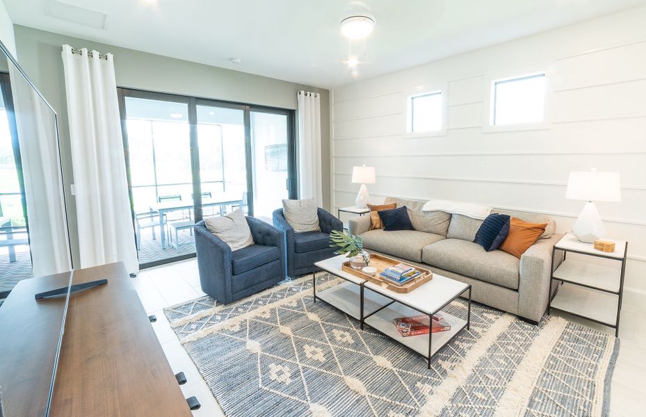 Sliders to the lanai, perfect for indoor/outdoor living