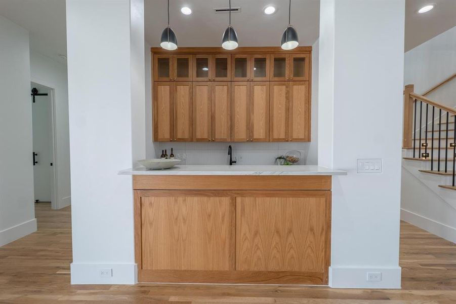 Furnished interior view inside a new home in , Dallas (Image 29). Furnished interior view inside a new home in , Dallas (Image 29).