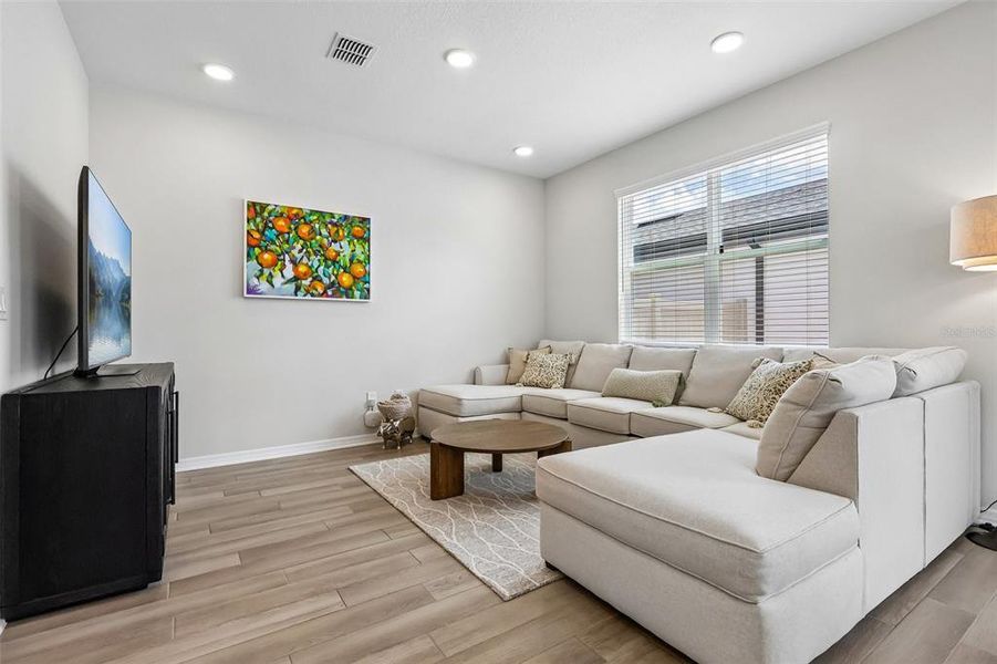 Furnished interior view inside a new home in , Winter Garden (Image 30).