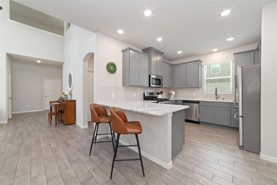 Furnished interior view inside a new home in Rosehill Meadow, Tomball (Image 14). Furnished interior view inside a new home in Rosehill Meadow, Tomball (Image 14).