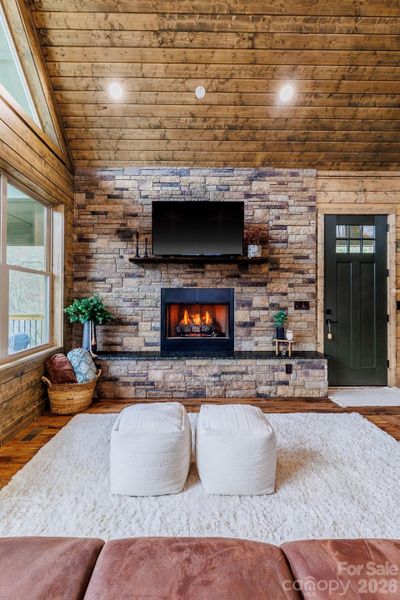 Image 31 of a home in .